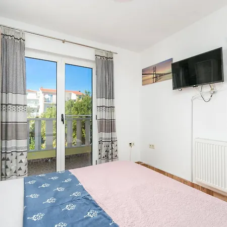 With Parking Space Kastel Stafilic, - 24155