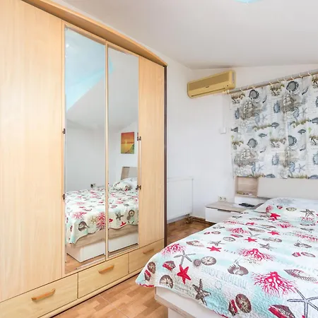 Apartment With Parking Space Kastel Stafilic, - 24155 *