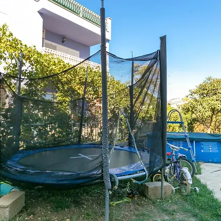 Apartment With Parking Space Kastel Stafilic, - 24155 Kaštela