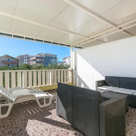 With Parking Space Kastel Stafilic, - 24155 Apartment *